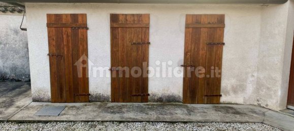 2 bedrooms Villa in Udine, Italy No. 168593 9