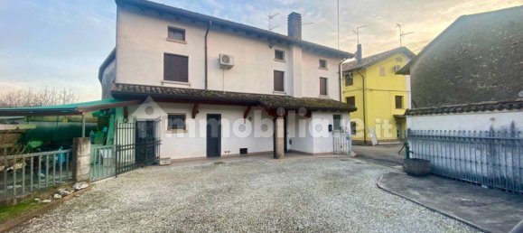 2 bedrooms Villa in Udine, Italy No. 168593 10