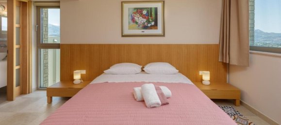 5 Schlafzimmer Villa in Heraklion, Greece, Nr. 3694 12