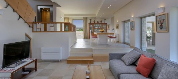 5 Schlafzimmer Villa in Heraklion, Greece, Nr. 3694 2