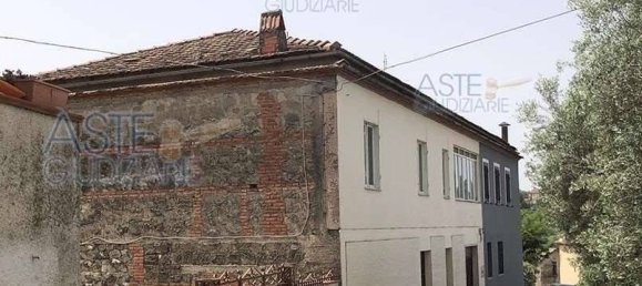 5 bedrooms House in Boville Ernica, Italy No. 260244 14