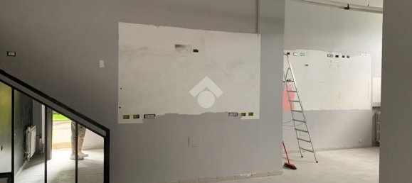 Gewerbliche Immobilie in Milan, Italy 95m², Nr. 361046 2