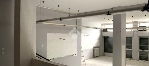 Gewerbliche Immobilie in Milan, Italy 95m², Nr. 361046 17