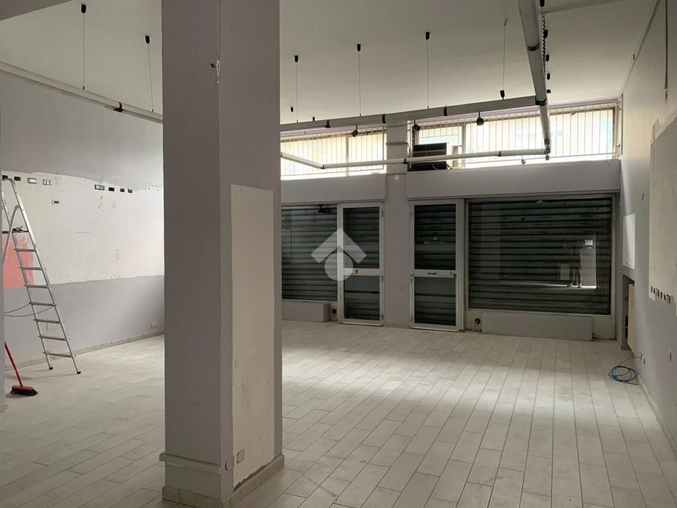 Gewerbliche Immobilie in Milan, Italy 95m², Nr. 361046