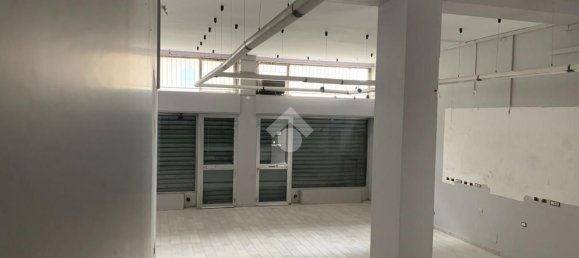 Gewerbliche Immobilie in Milan, Italy 95m², Nr. 361046 21