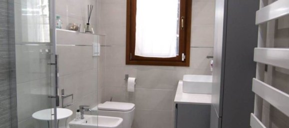 3 rooms Apartment in Valsamoggia, Italy No. 28932 23