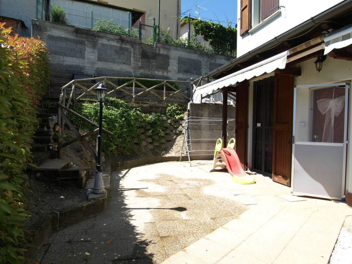 3 rooms Apartment in Valsamoggia, Italy No. 28932