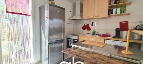 Dúplex de 3 dormitorios en Lunel, France No. 292252 4