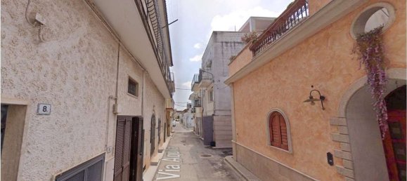 Casa de 7 habitaciónes en Sannicandro di Bari, Italy No. 279579 8