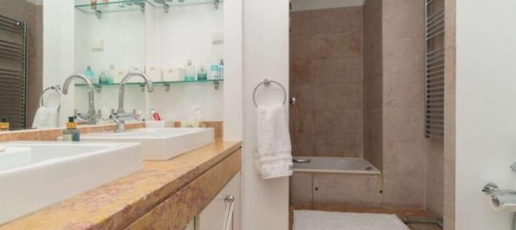 Apartamento de 4 dormitorios en Lisbon, Portugal No. 96033 33