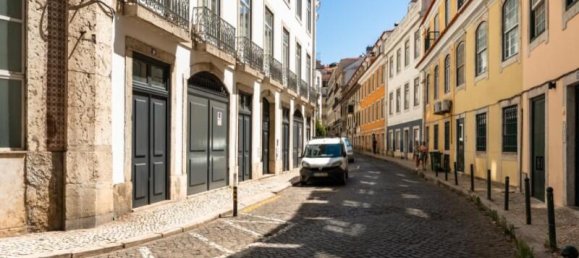 Apartamento de 4 dormitorios en Lisbon, Portugal No. 96033 41