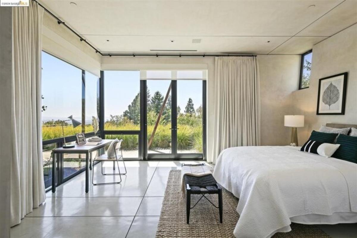 Casa de 5 dormitorios en Berkeley, USA No. 400305