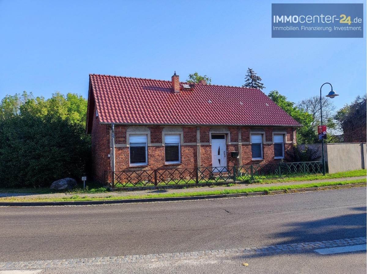 Casa de 4 habitaciónes en Uckermark, Germany No. 13708