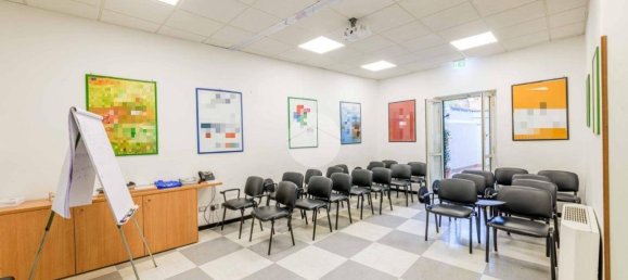 Вилла с 17 спальнями в Рим, Италия № 286506 15