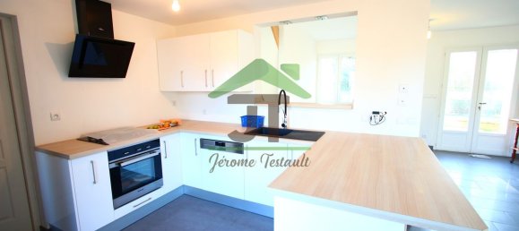 5 bedrooms House in Chateaudun, France No. 102890 4