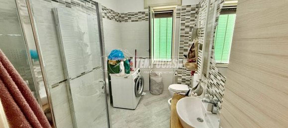 3 chambres Appartement à Naples, Italy No. 299241 8