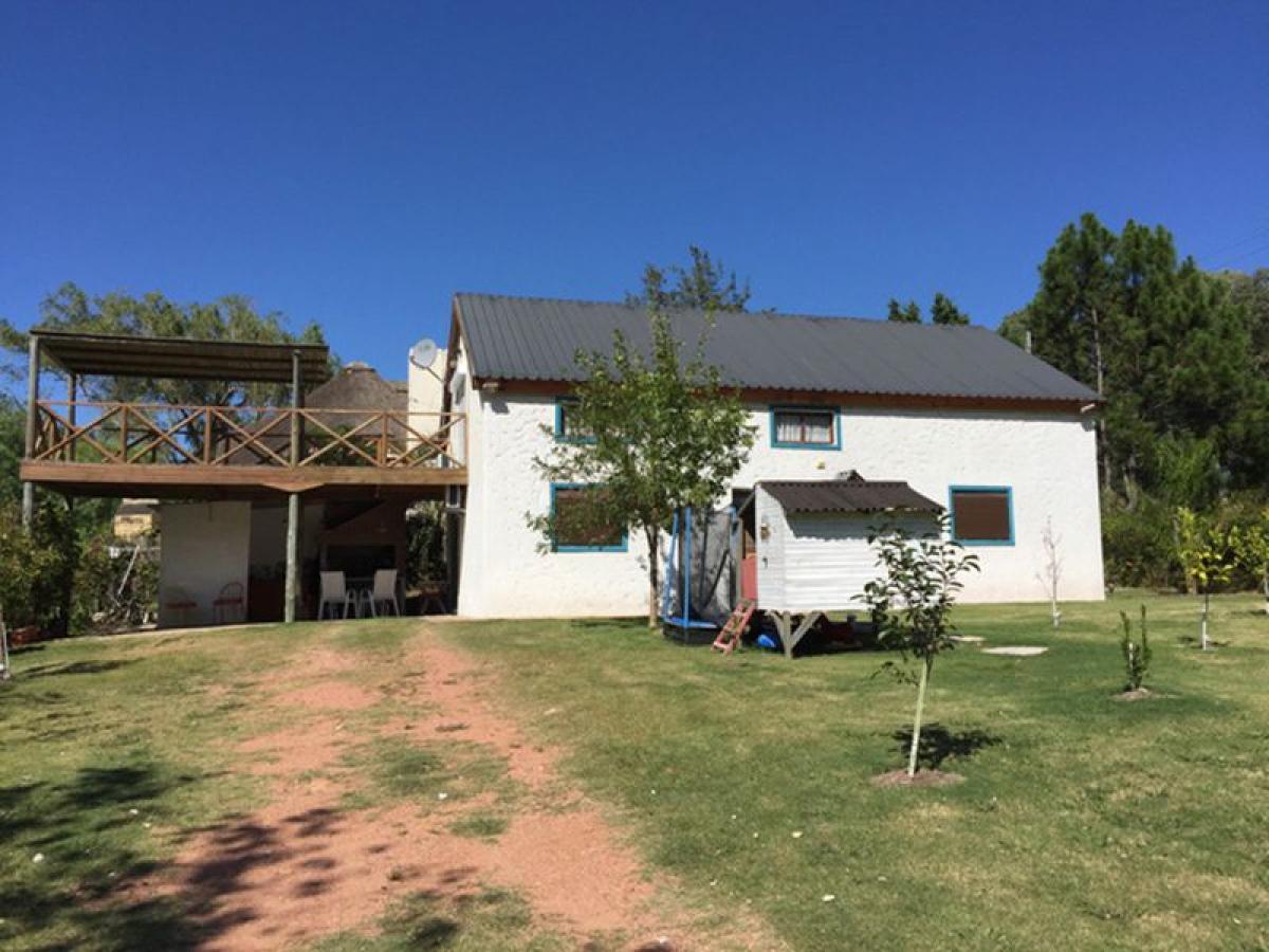 3 bedrooms House in Maldonado, Uruguay No. 10871