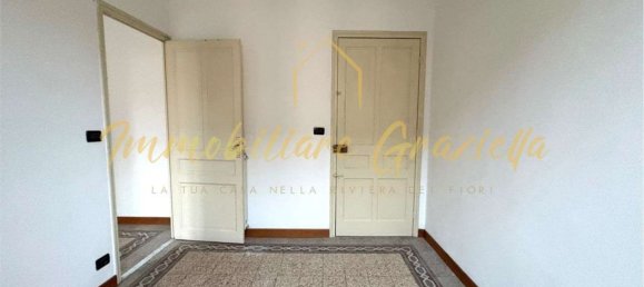 4 rooms Apartment in Ventimiglia, Italy No. 199223 5