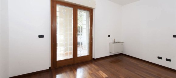 Дуплекс с 3 комнатами в Рим, Италия № 131742 9