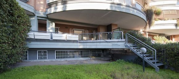 Дуплекс с 3 комнатами в Рим, Италия № 131742 3