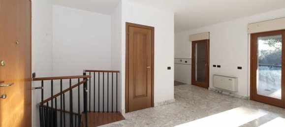 Дуплекс с 3 комнатами в Рим, Италия № 131742 6