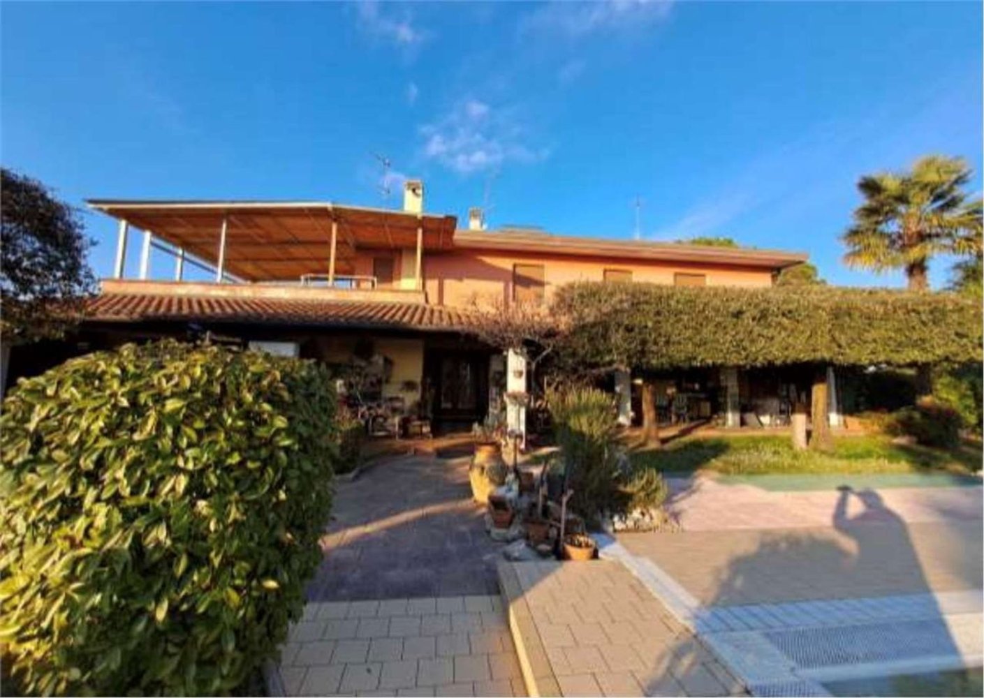 7 rooms Apartment in Arcade, Italy No. 288628