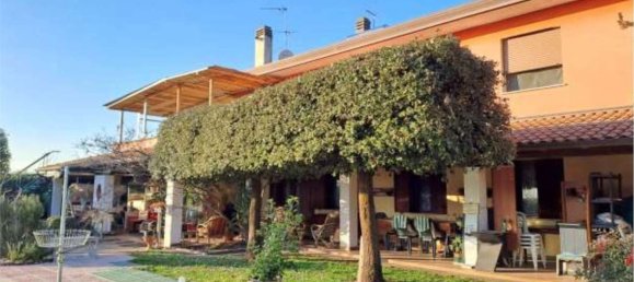 7 rooms Apartment in Arcade, Italy No. 288628 9