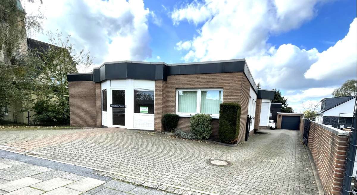 4 غرف نوم قلاع في Dortmund, Germany رقم 7208