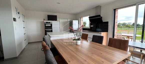 4 bedrooms House in Pas-de-Calais, France No. 276506 2