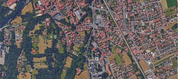 Квартира с 2 спальнями в Традате, Италия № 260161 16