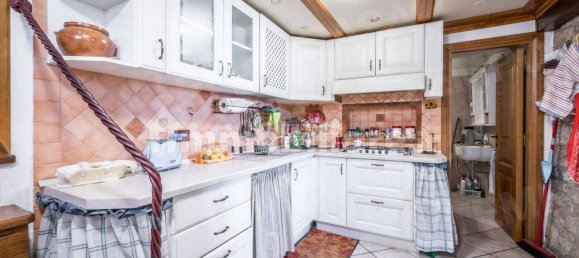 3 Schlafzimmer Haus in Zocca, Italy, Nr. 275226 10