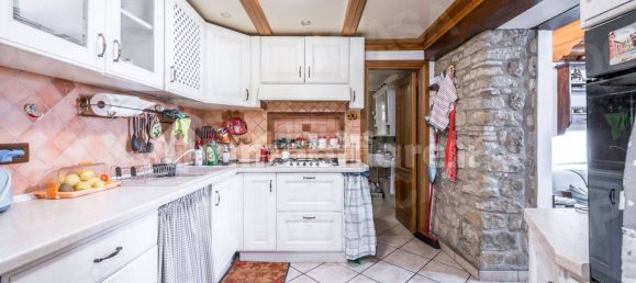 3 Schlafzimmer Haus in Zocca, Italy, Nr. 275226 9