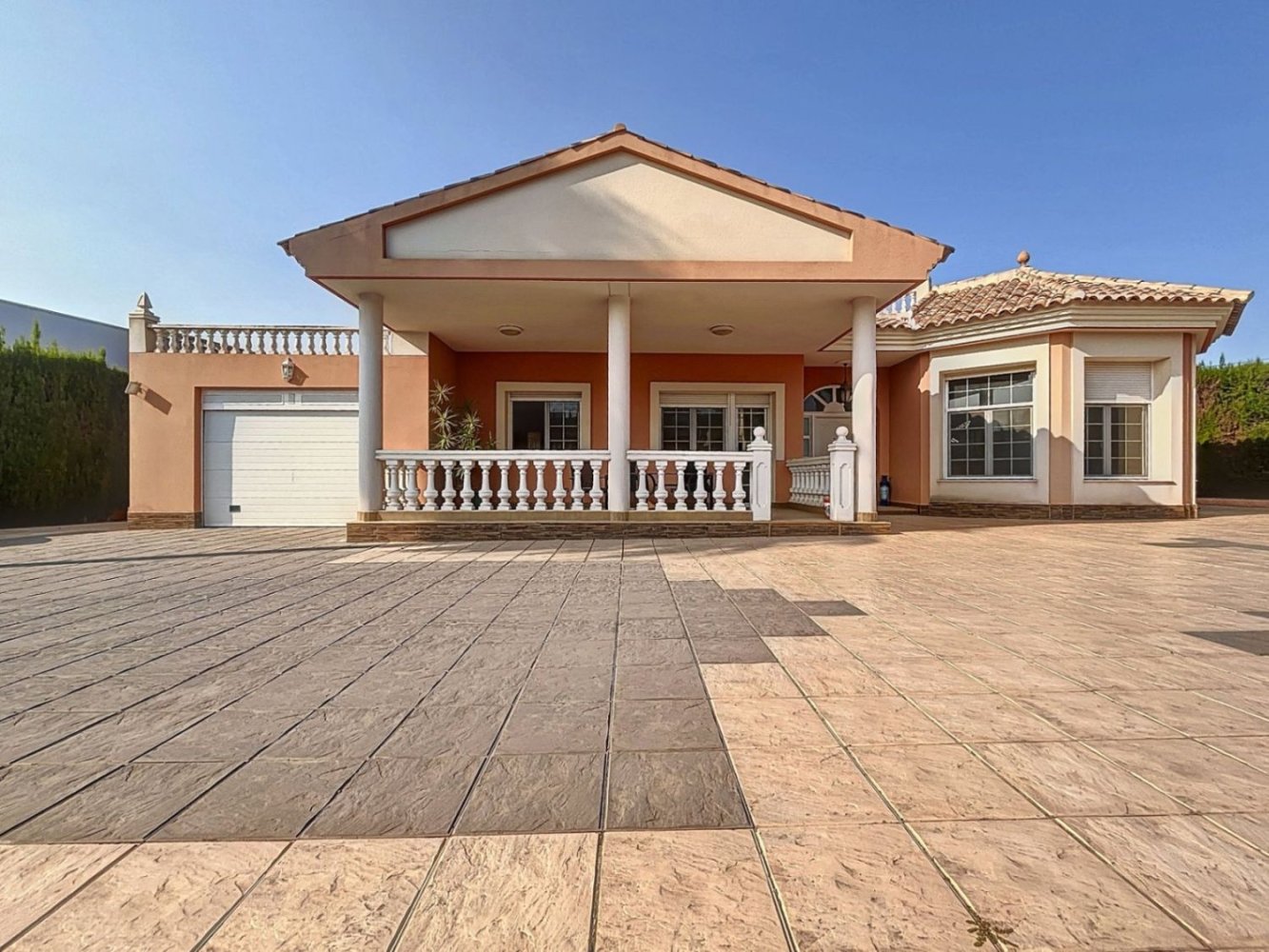 3 bedrooms House in L'Albir, Spain No. 235857