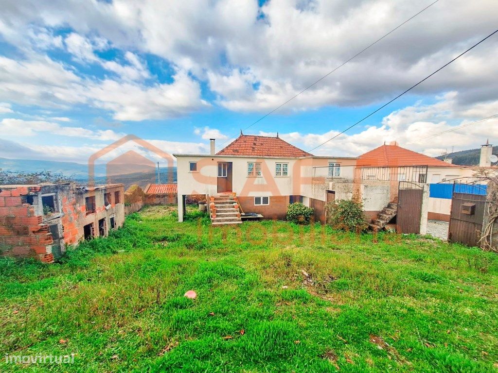 3 chambres Maison à Figueiro dos Vinhos, Portugal No. 302745