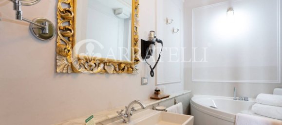 4 Schlafzimmer Wohnung in Florence, Italy, Nr. 195306 10