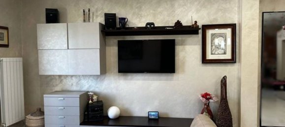 Квартира с 4 спальнями в Кампобассо, Италия № 313042 7