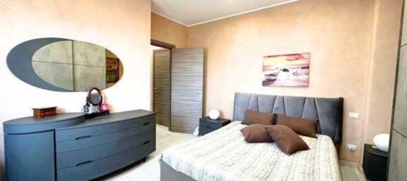 Квартира с 4 спальнями в Кампобассо, Италия № 313042 19