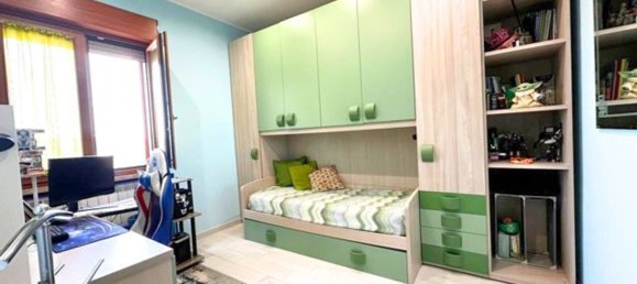 Квартира с 4 спальнями в Кампобассо, Италия № 313042 17