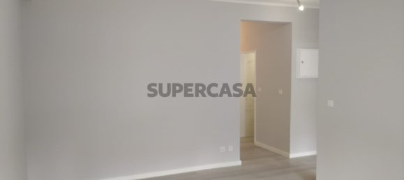 3 bedrooms Apartment in Loures, Portugal No. 155724 3