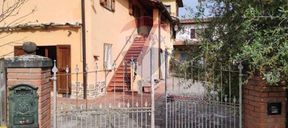 9 rooms House in Reggello, Italy No. 164651 2