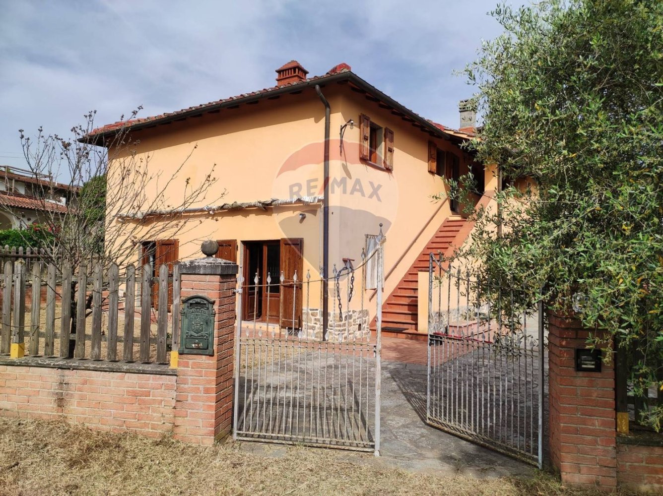 9 rooms House in Reggello, Italy No. 164651