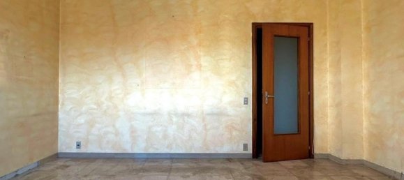 3 bedrooms Apartment in Turin, Italy No. 315717 8