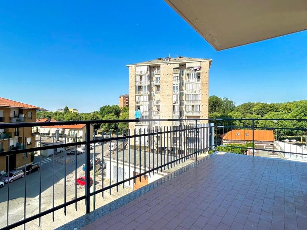 3 bedrooms Apartment in Turin, Italy No. 315717