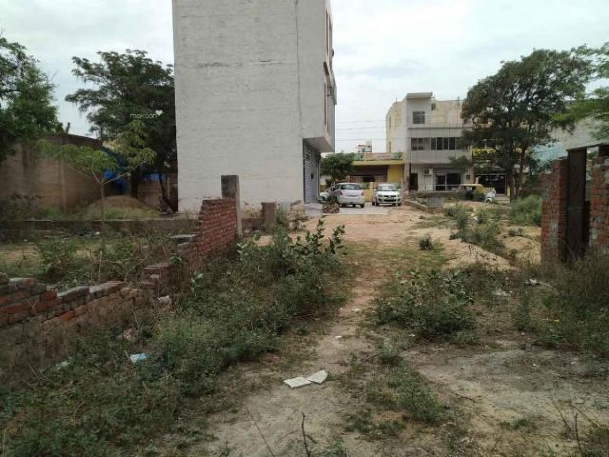  Land in Gurgaon, India No. 37413