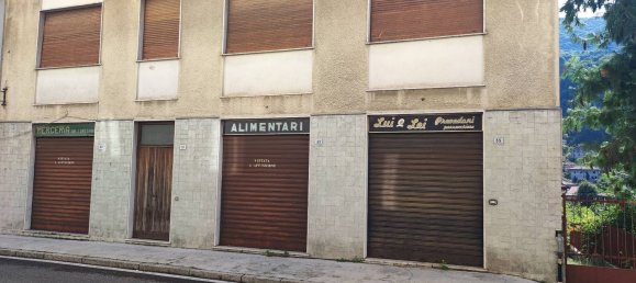 10 rooms Apartment in Valbrona, Italy No. 143404 2