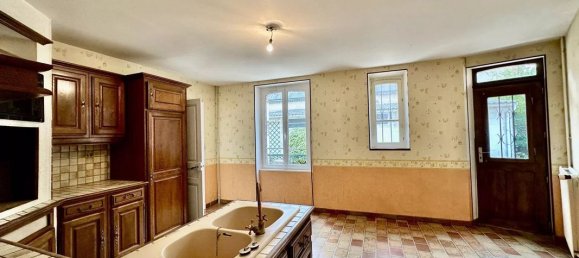 6 bedrooms House in Chartres, France No. 157704 3