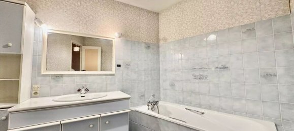 6 bedrooms House in Chartres, France No. 157704 6