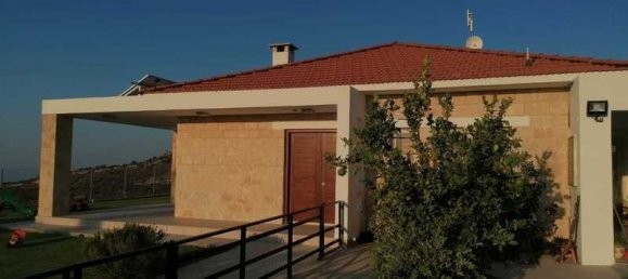 4 Schlafzimmer Haus in Mathikoloni, Cyprus, Nr. 7681 2