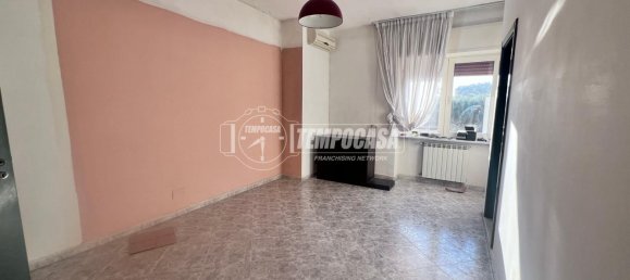 2 bedrooms Apartment in Naples, Italy No. 291083 4