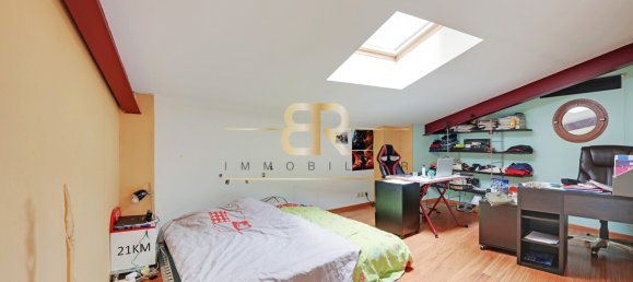 6 bedrooms House in Maisons-Alfort, France No. 182552 16